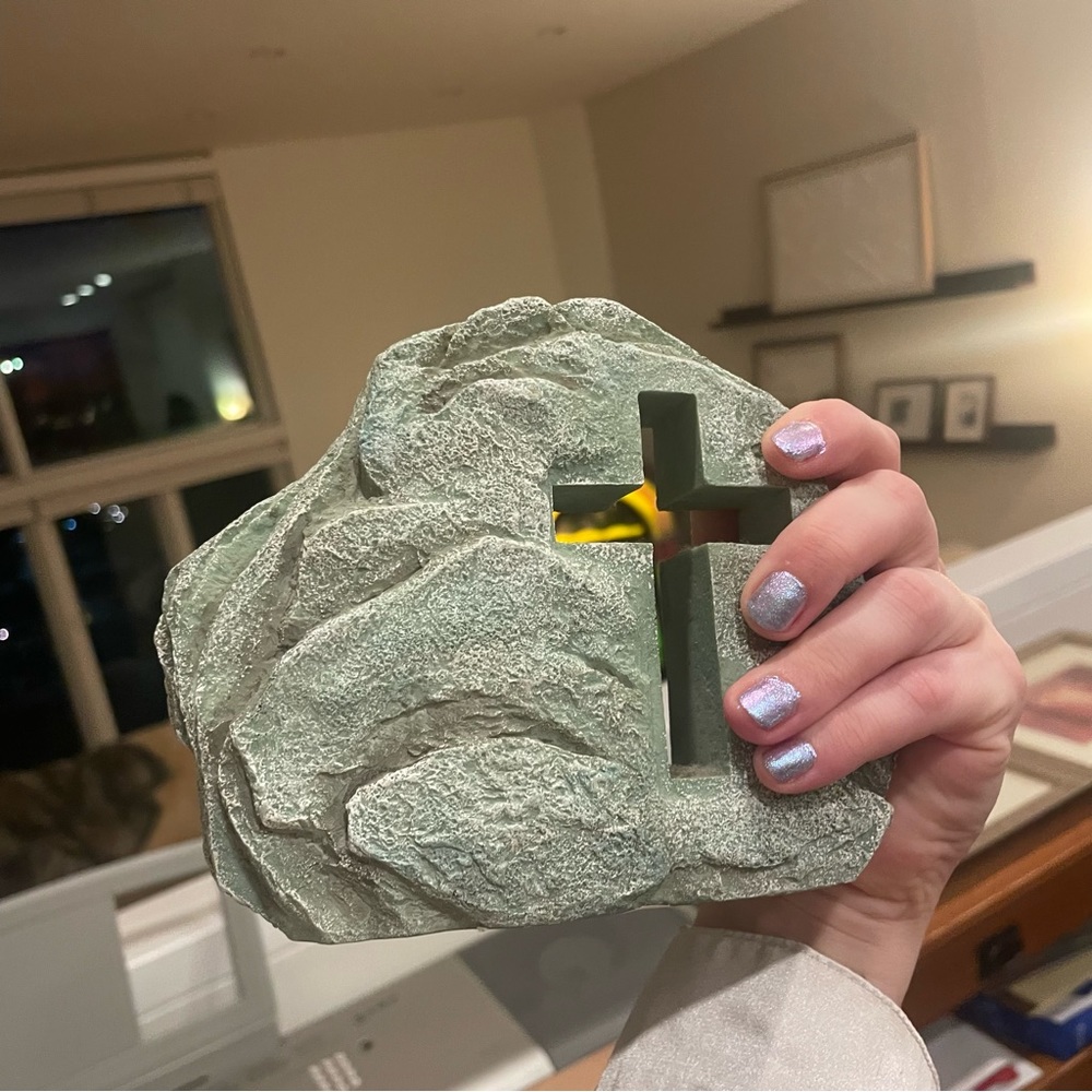 Faith Stone🤍 - Picture 3 of 6